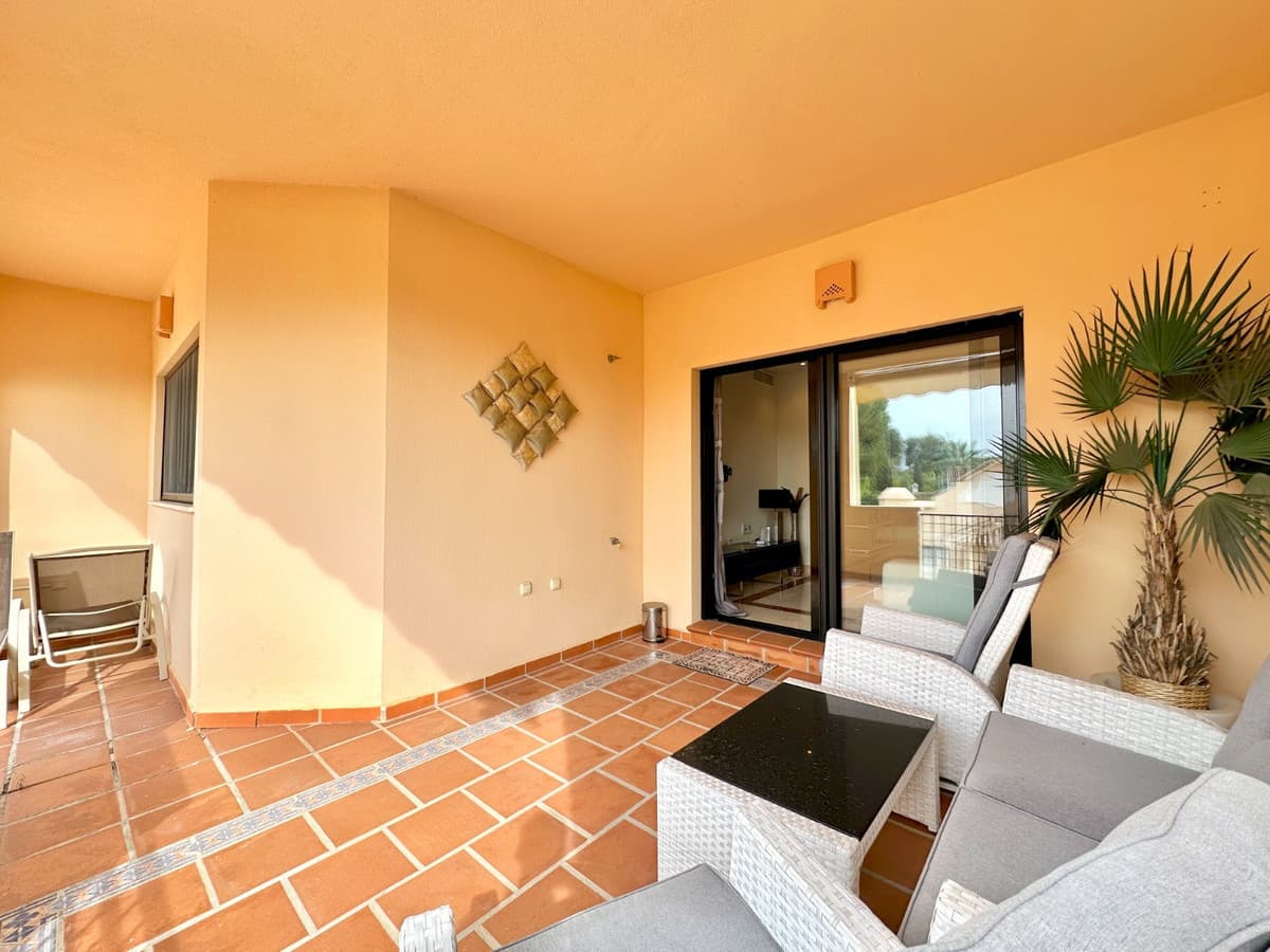 Middle Floor Apartment in Puerto Banús — photo 10 of 10