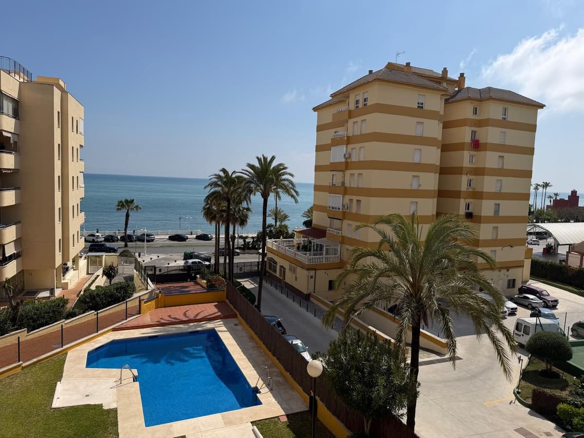 Middle Floor Apartment in Benalmadena — photo 1 of 10