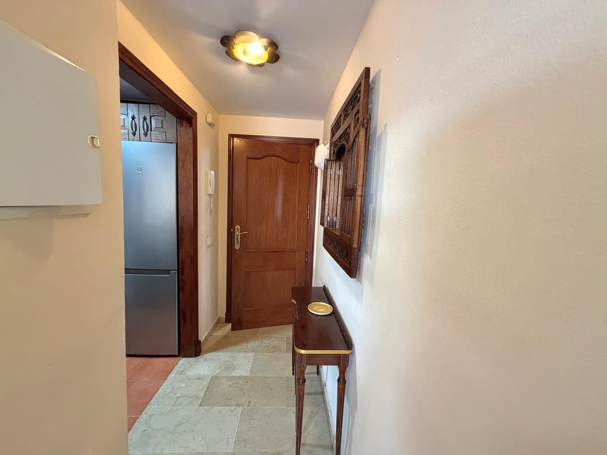 Middle Floor Apartment in Benalmadena — photo 5 of 10