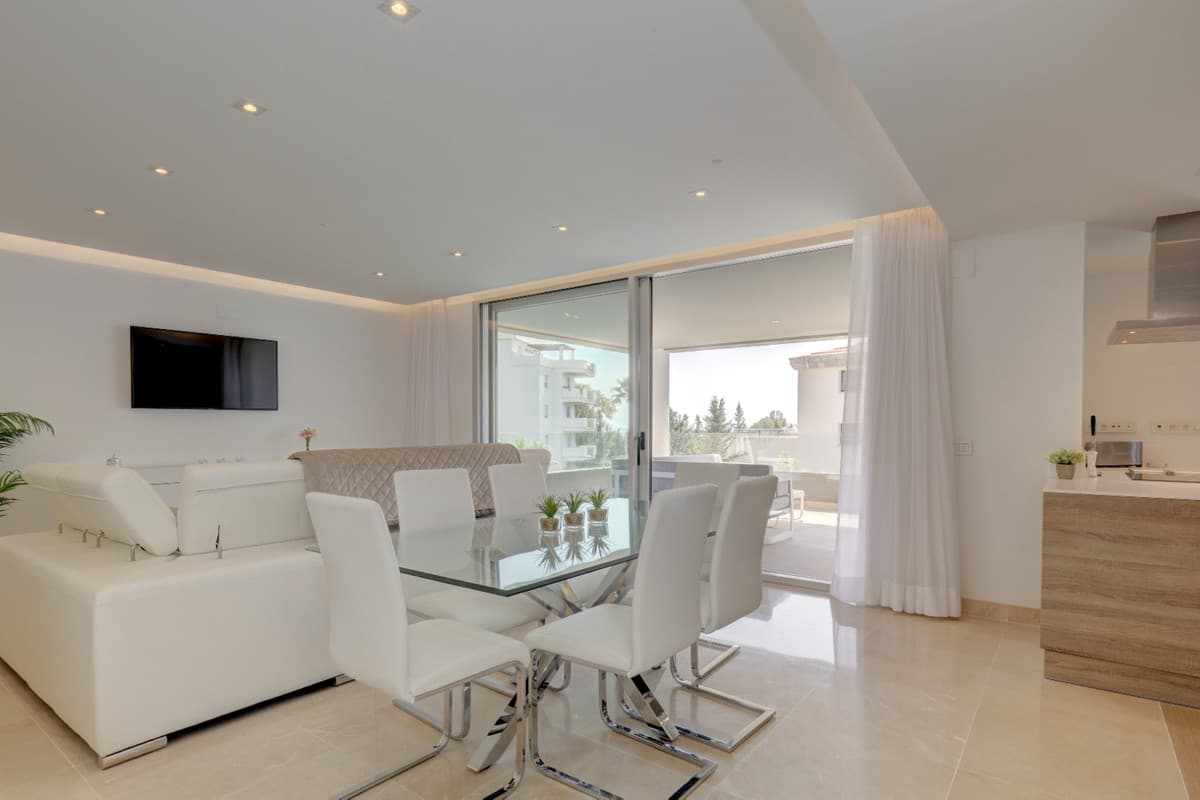Penthouse in Nueva Andalucía — photo 6 of 10
