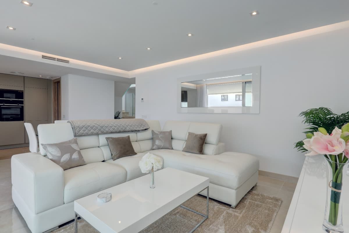 Penthouse in Nueva Andalucía — photo 8 of 10