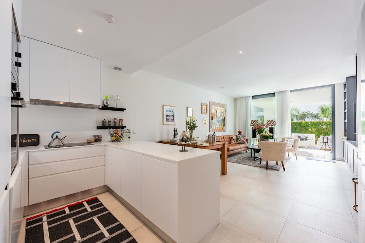 Ground Floor Apartment in El Paraiso — photo 8 of 10