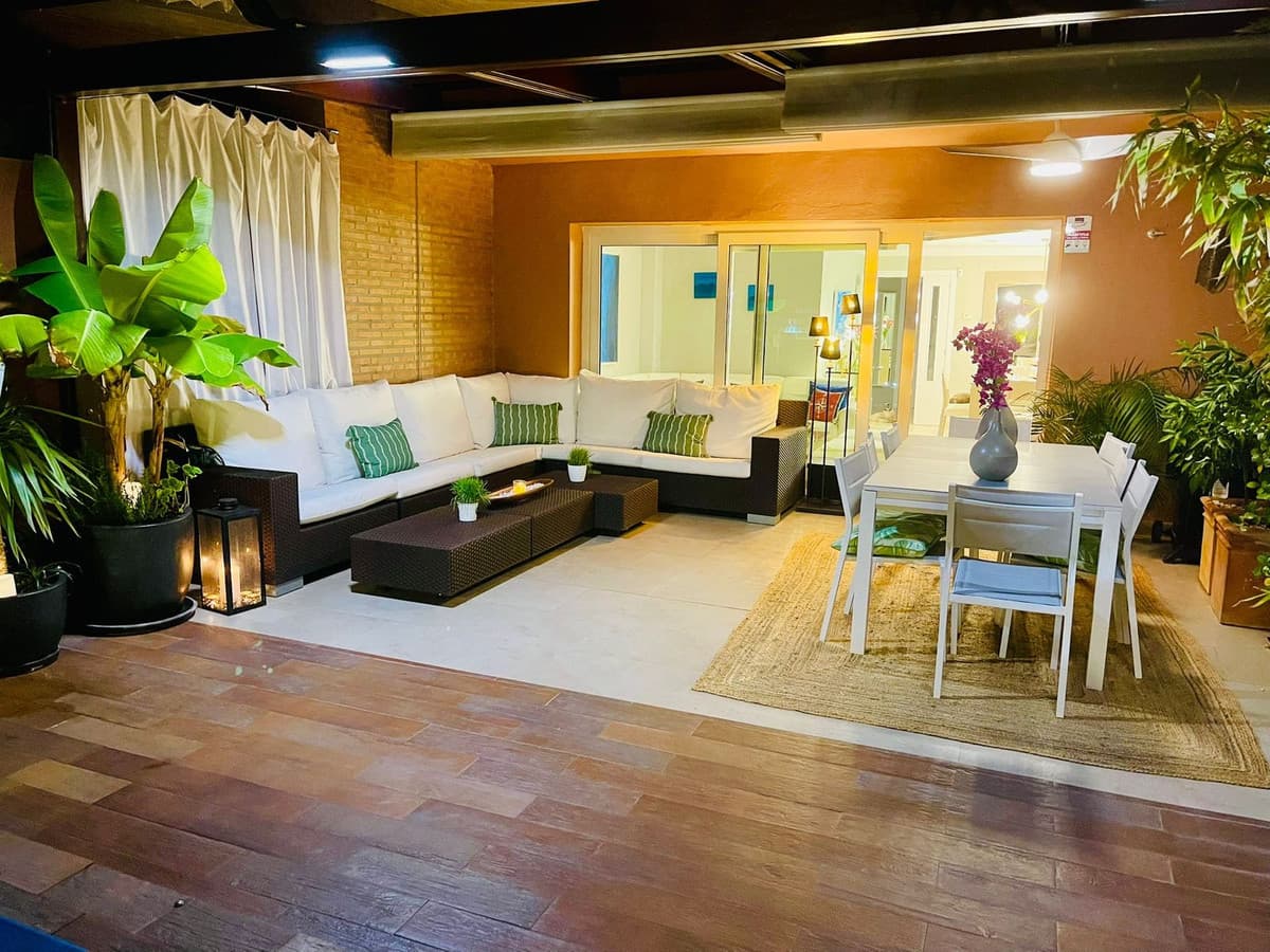 Townhouse in Los Monteros — photo 1 of 10
