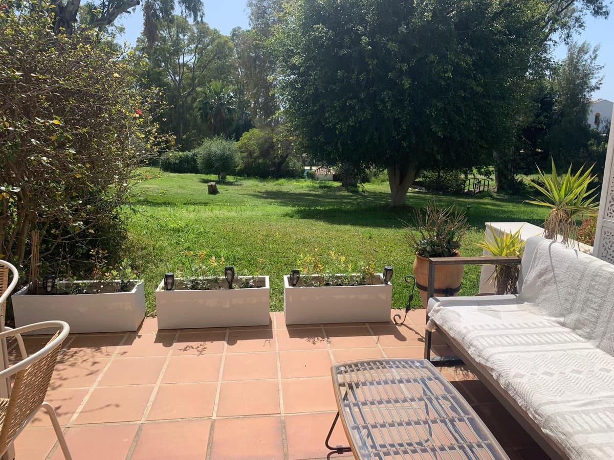 Semi-Detached House in Estepona — photo 3 of 10