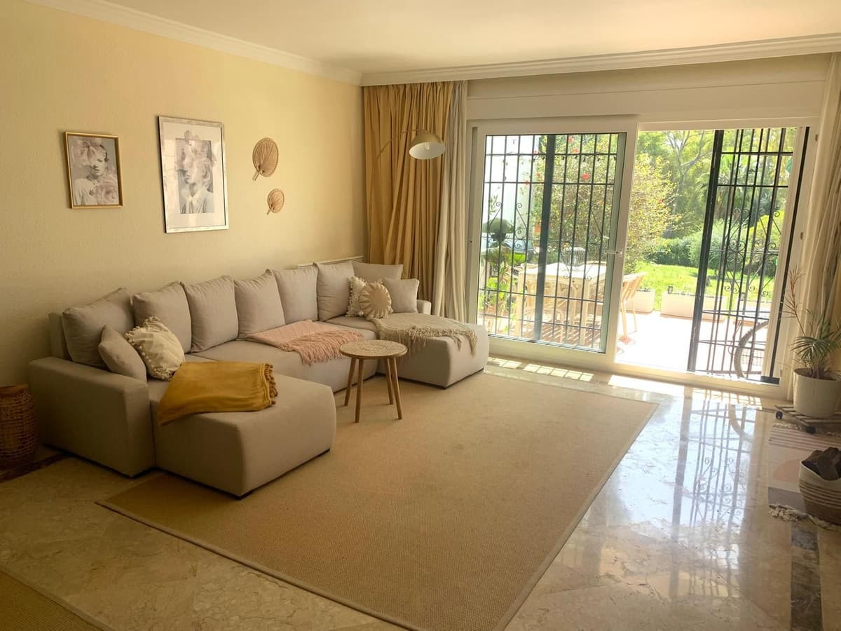Semi-Detached House in Estepona — photo 5 of 10