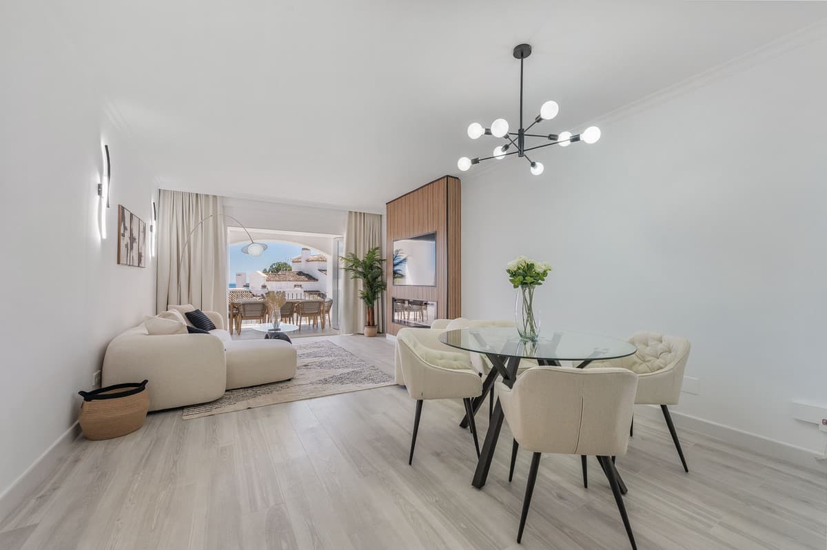Middle Floor Apartment in Benahavís — photo 5 of 10