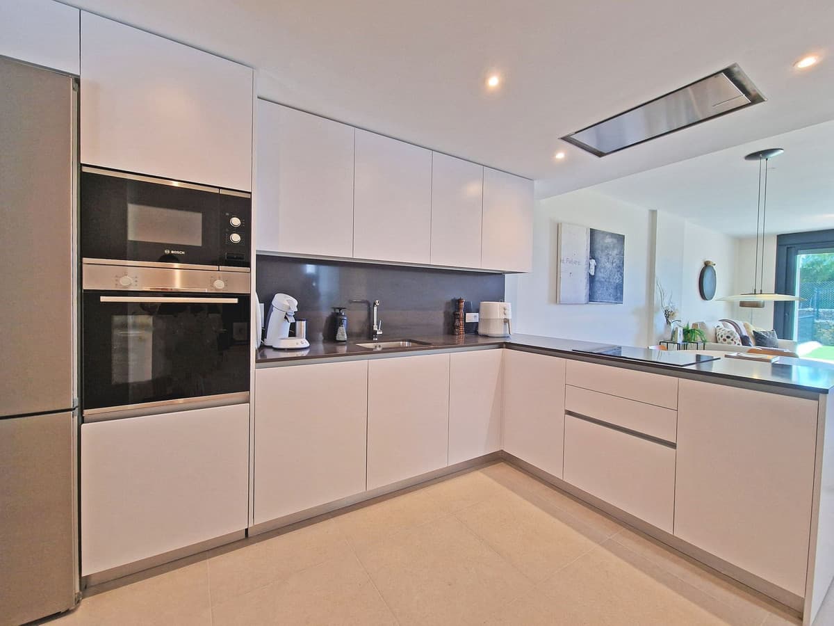 Ground Floor Apartment in La Cala de Mijas — photo 4 of 10