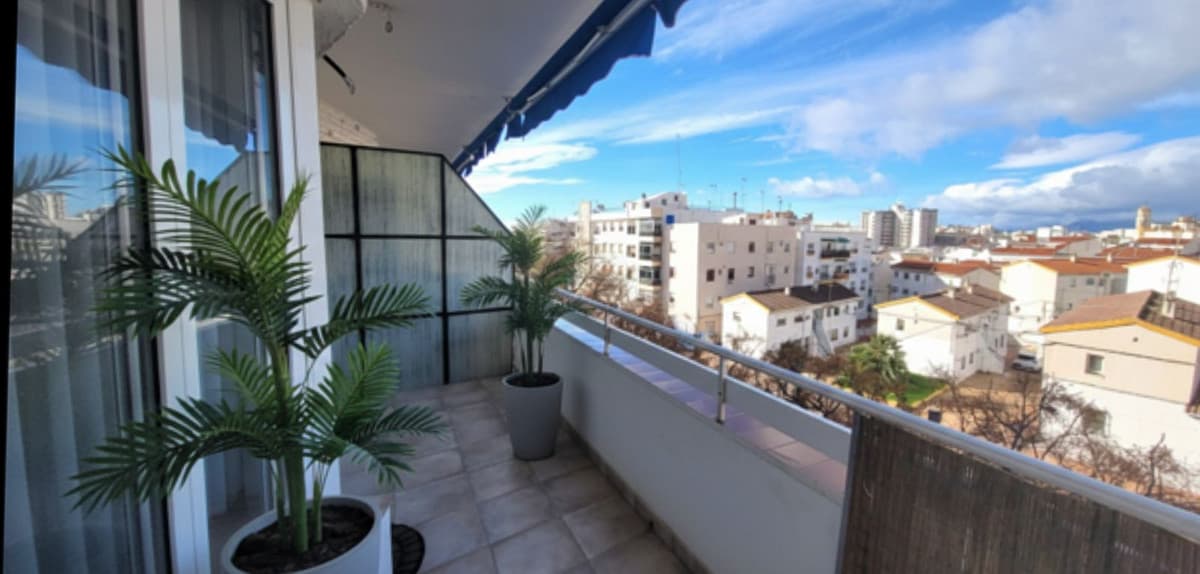 Middle Floor Apartment in Marbella — photo 8 of 10