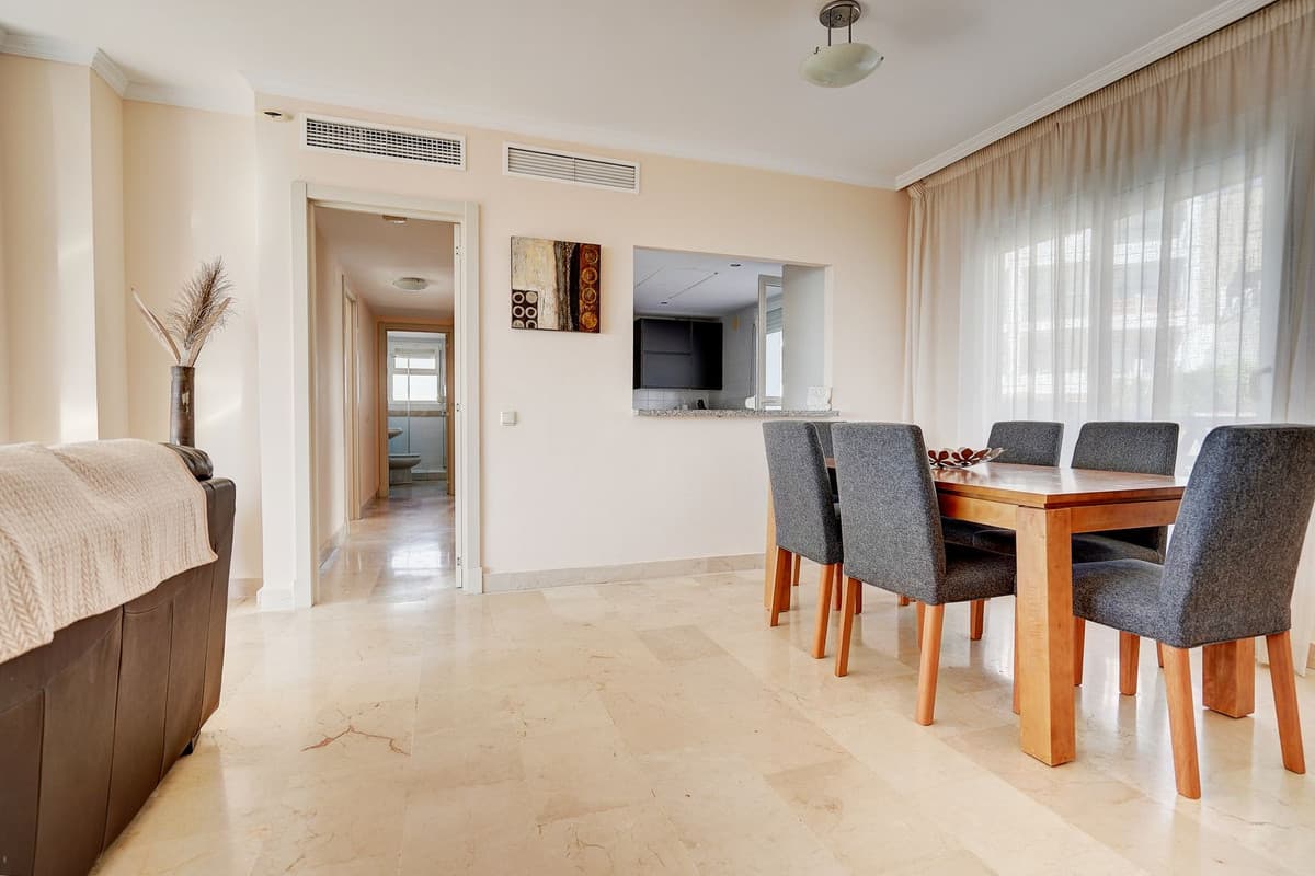 Penthouse in Calahonda — photo 9 of 10