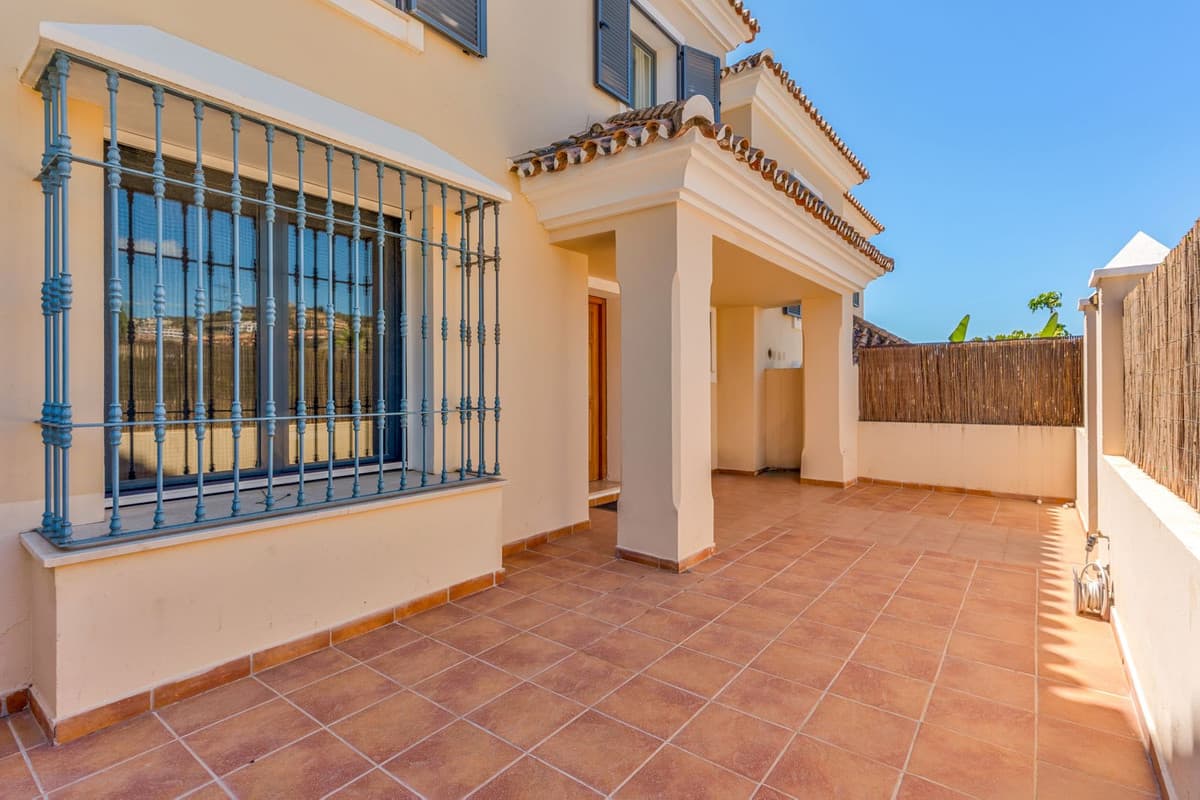 Townhouse in Atalaya — photo 4 of 10