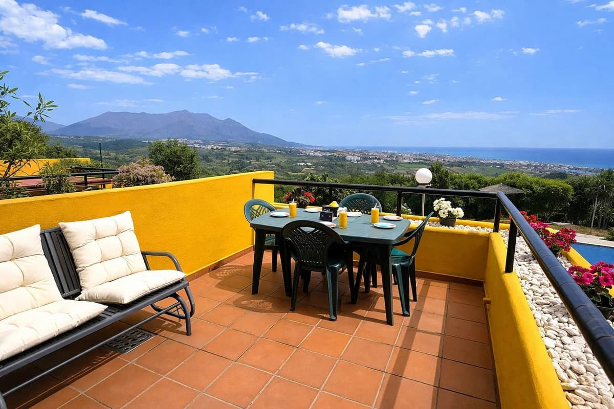 Townhouse in Manilva — photo 3 of 10