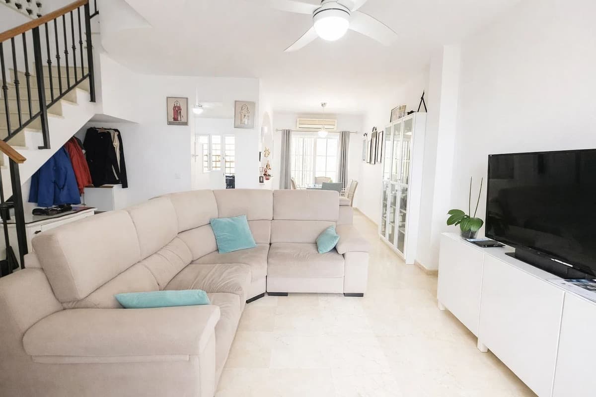 Townhouse in Manilva — photo 5 of 10