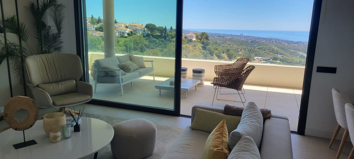 Penthouse in Altos de los Monteros — photo 5 of 10