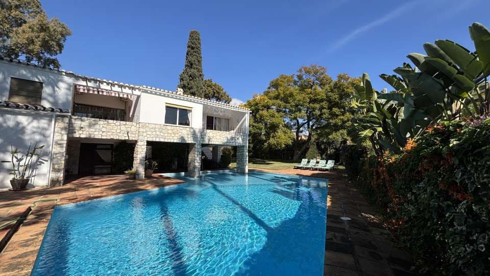 Detached Villa in Marbella — photo 2 of 10