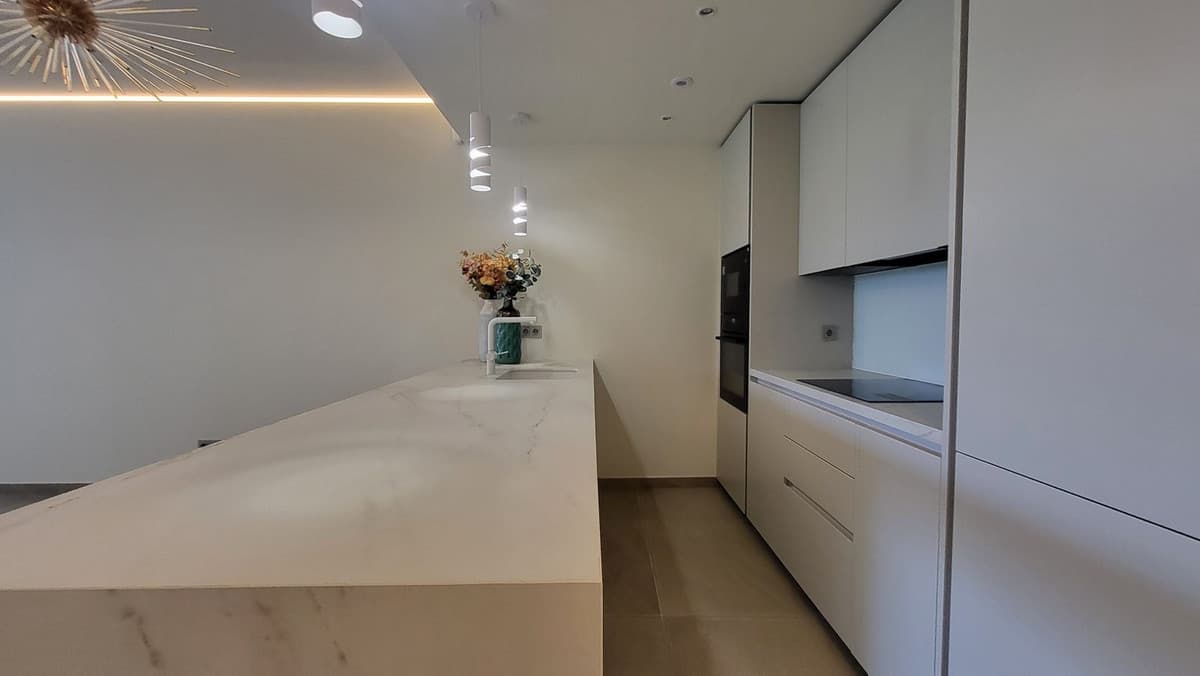 Ground Floor Apartment in Higueron — photo 3 of 10