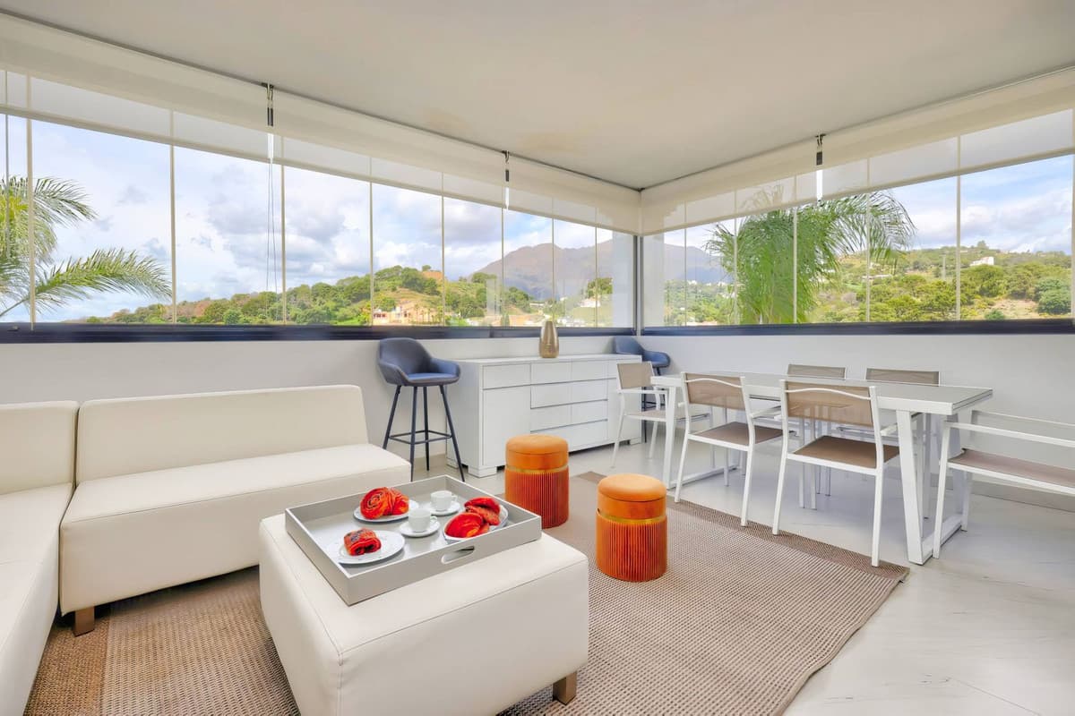Middle Floor Apartment in Estepona — photo 9 of 10