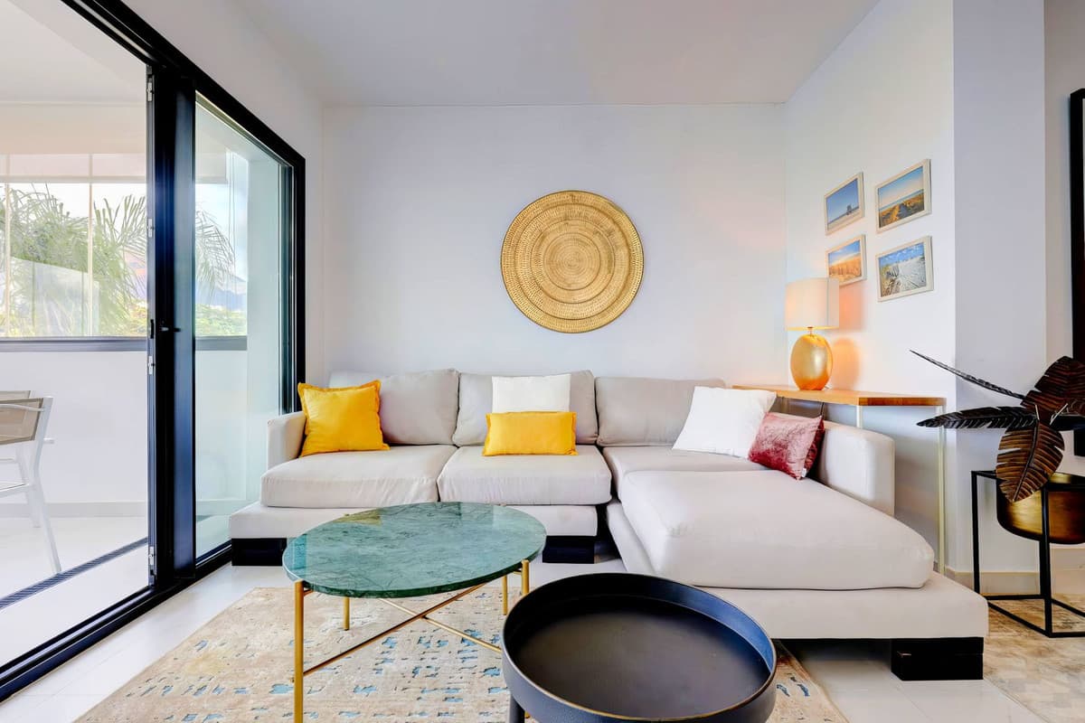 Middle Floor Apartment in Estepona — photo 10 of 10