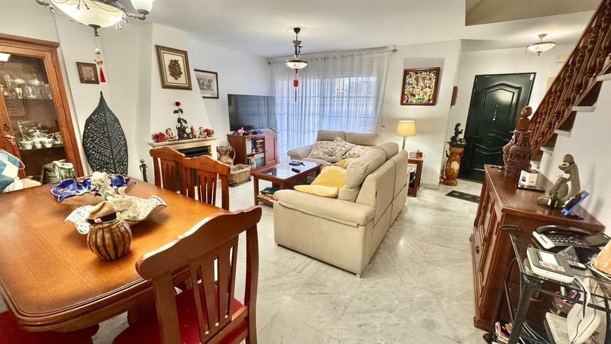 Townhouse in Montemar — photo 6 of 10