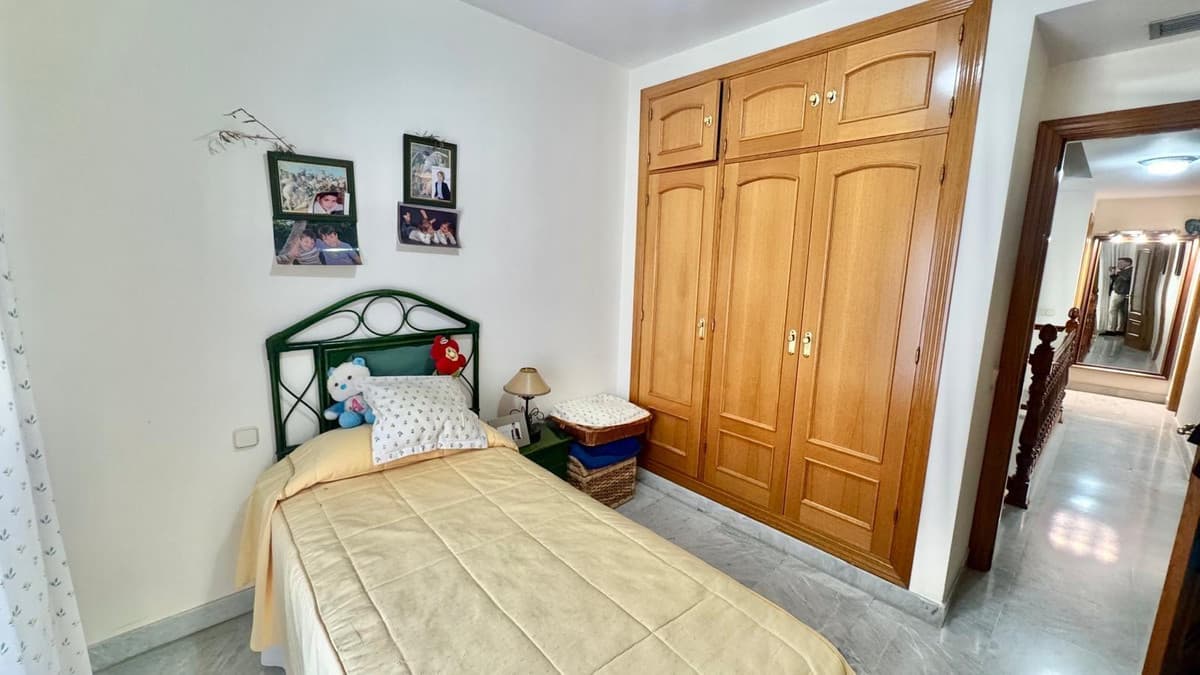 Townhouse in Montemar — photo 10 of 10