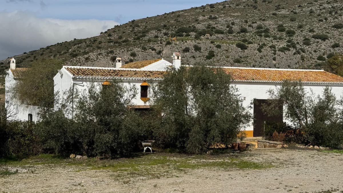 Cortijo in Teba — photo 3 of 10