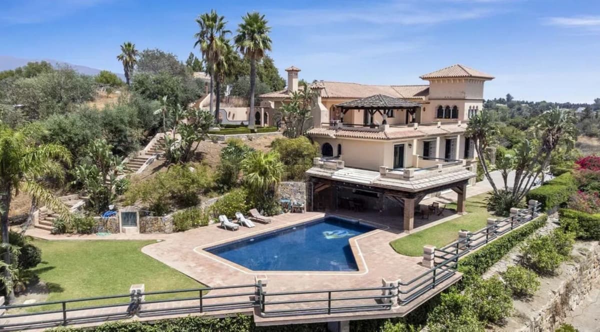 Detached Villa in Estepona — photo 5 of 10