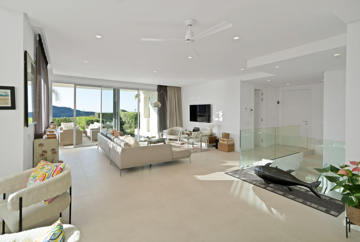 Duplex in Benahavís — photo 6 of 10