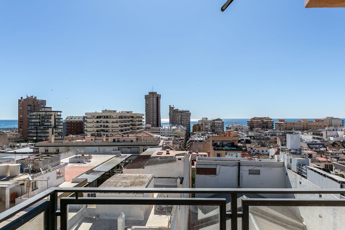 Middle Floor Apartment in Fuengirola — photo 6 of 10