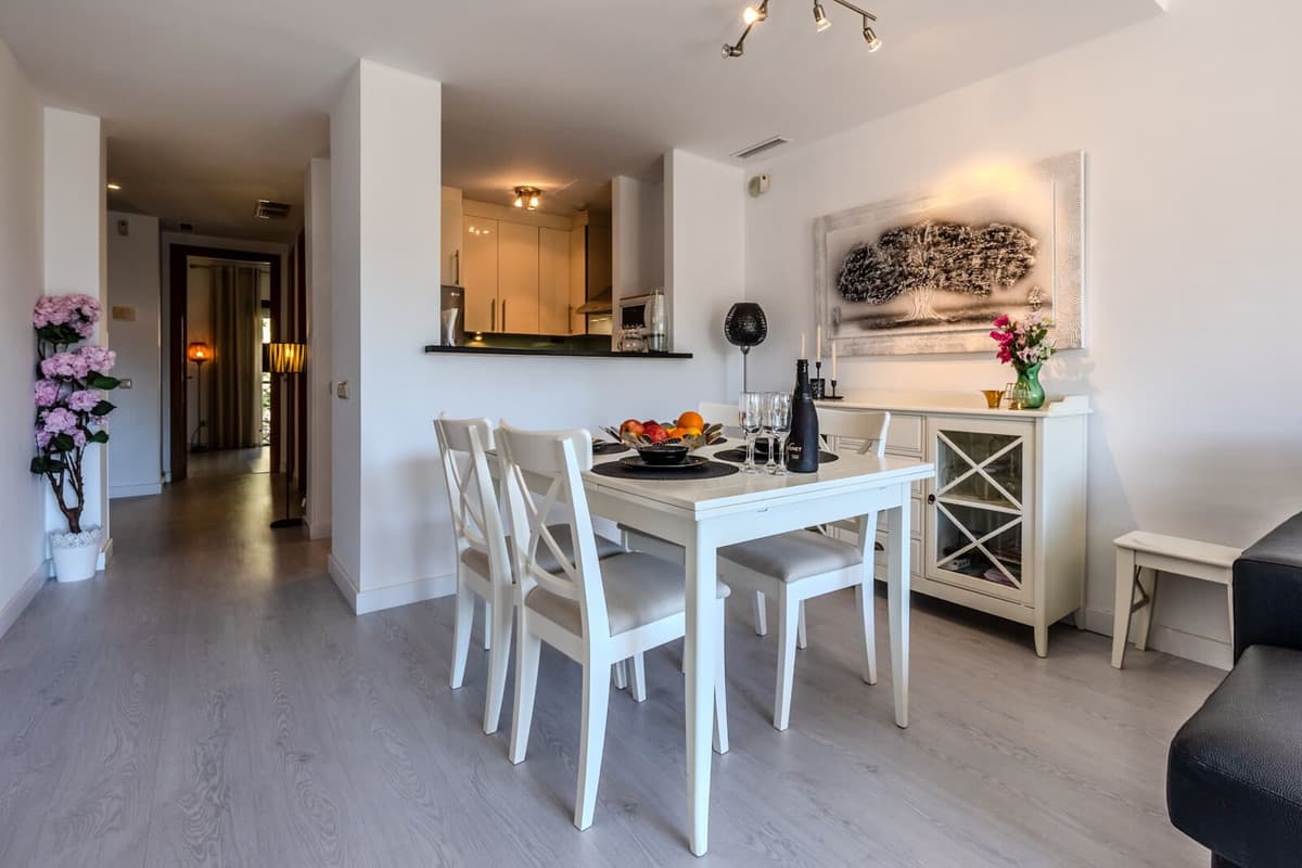 Middle Floor Apartment in Río Real — photo 5 of 10