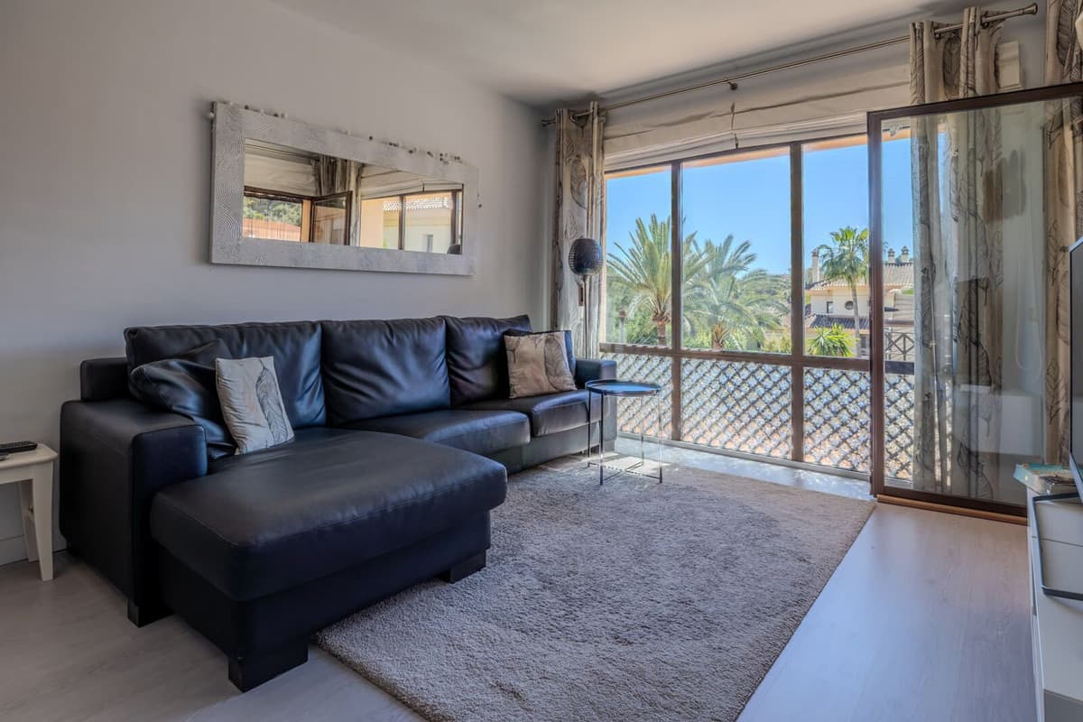 Middle Floor Apartment in Río Real — photo 10 of 10