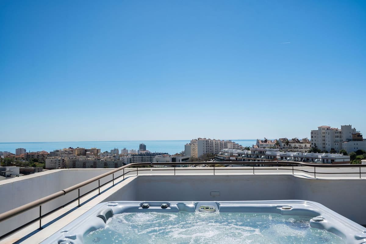 Penthouse in Estepona — photo 2 of 10