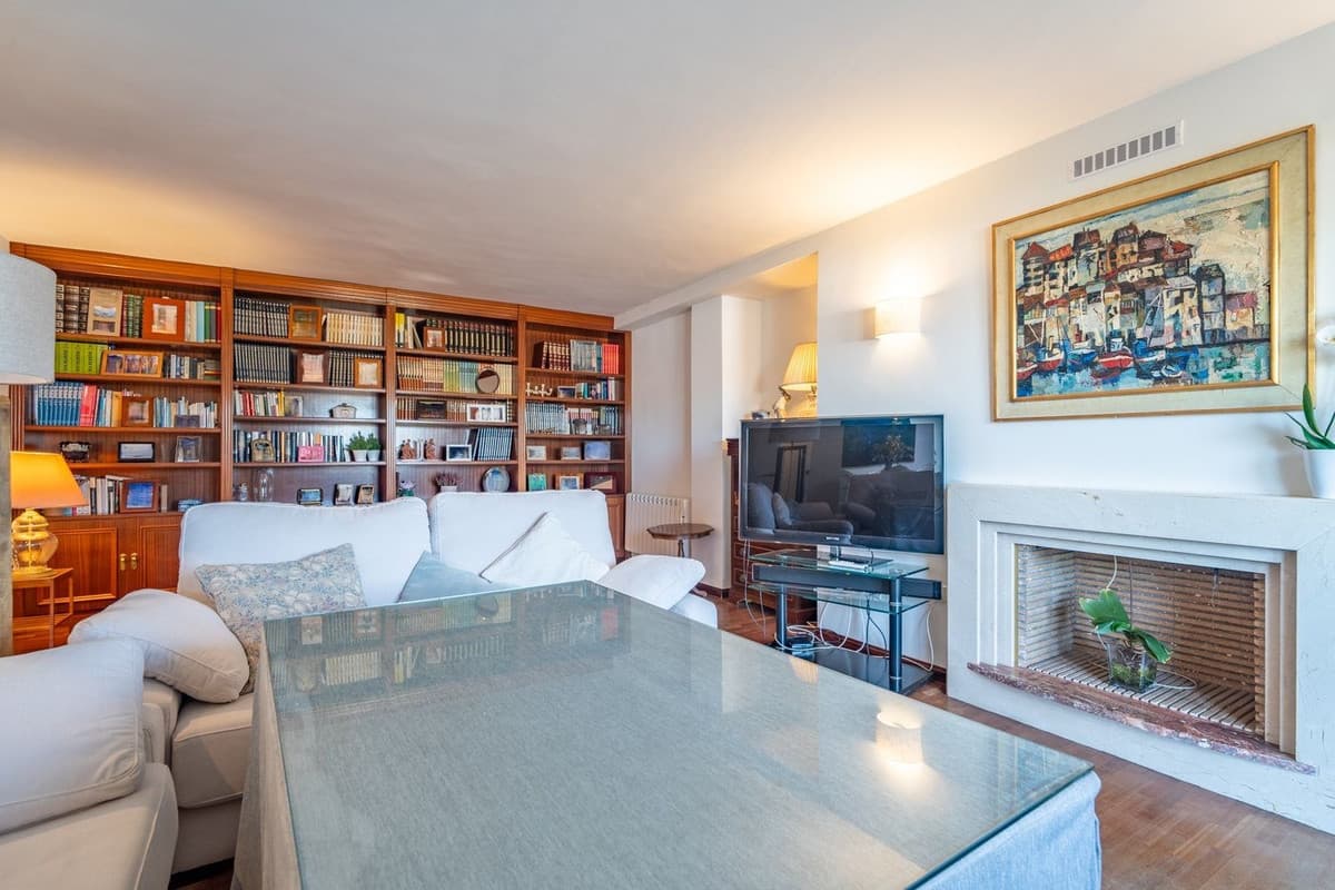 Townhouse in Parque Clavero — photo 2 of 10