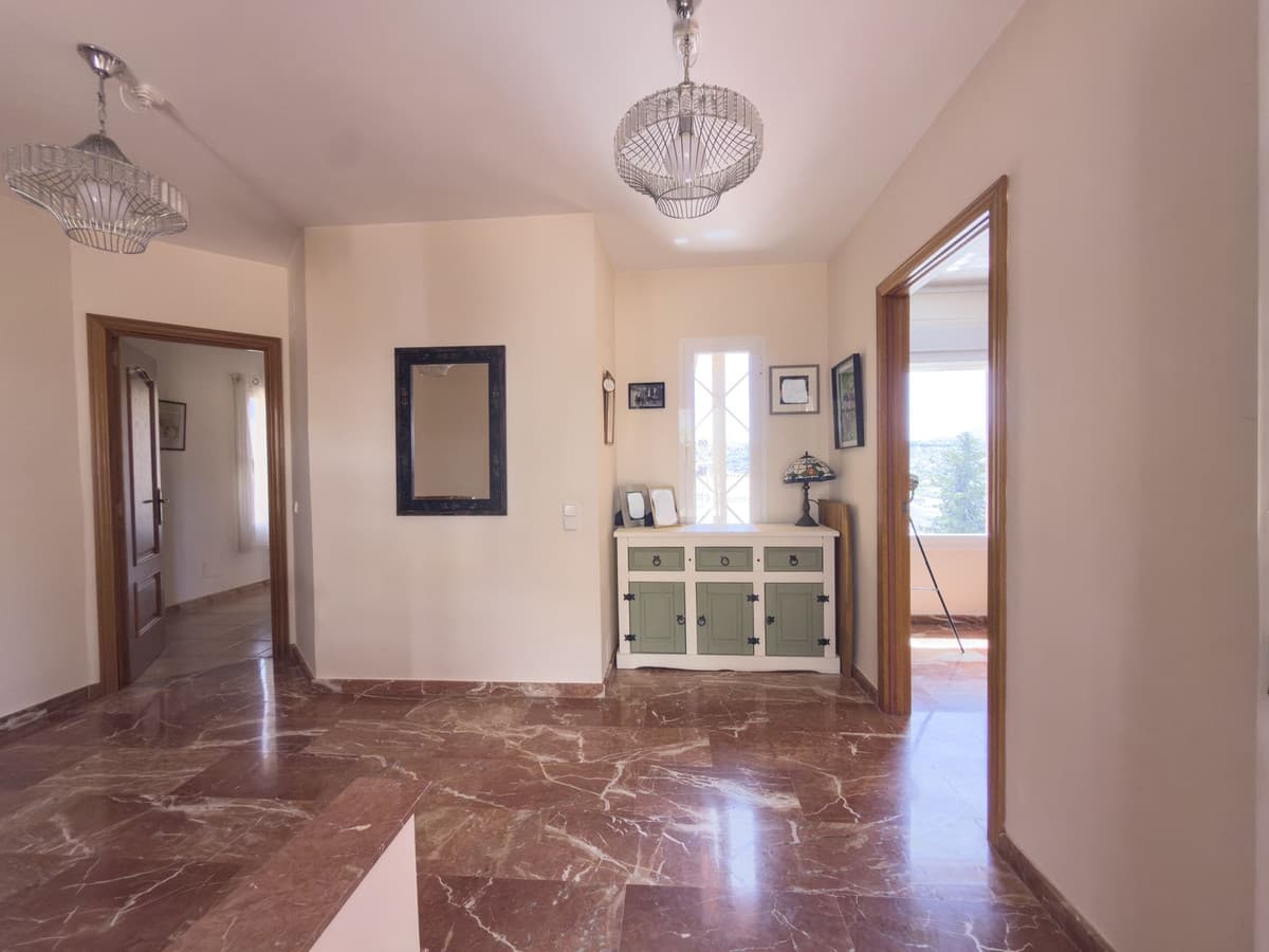 Detached Villa in Coín — photo 7 of 10