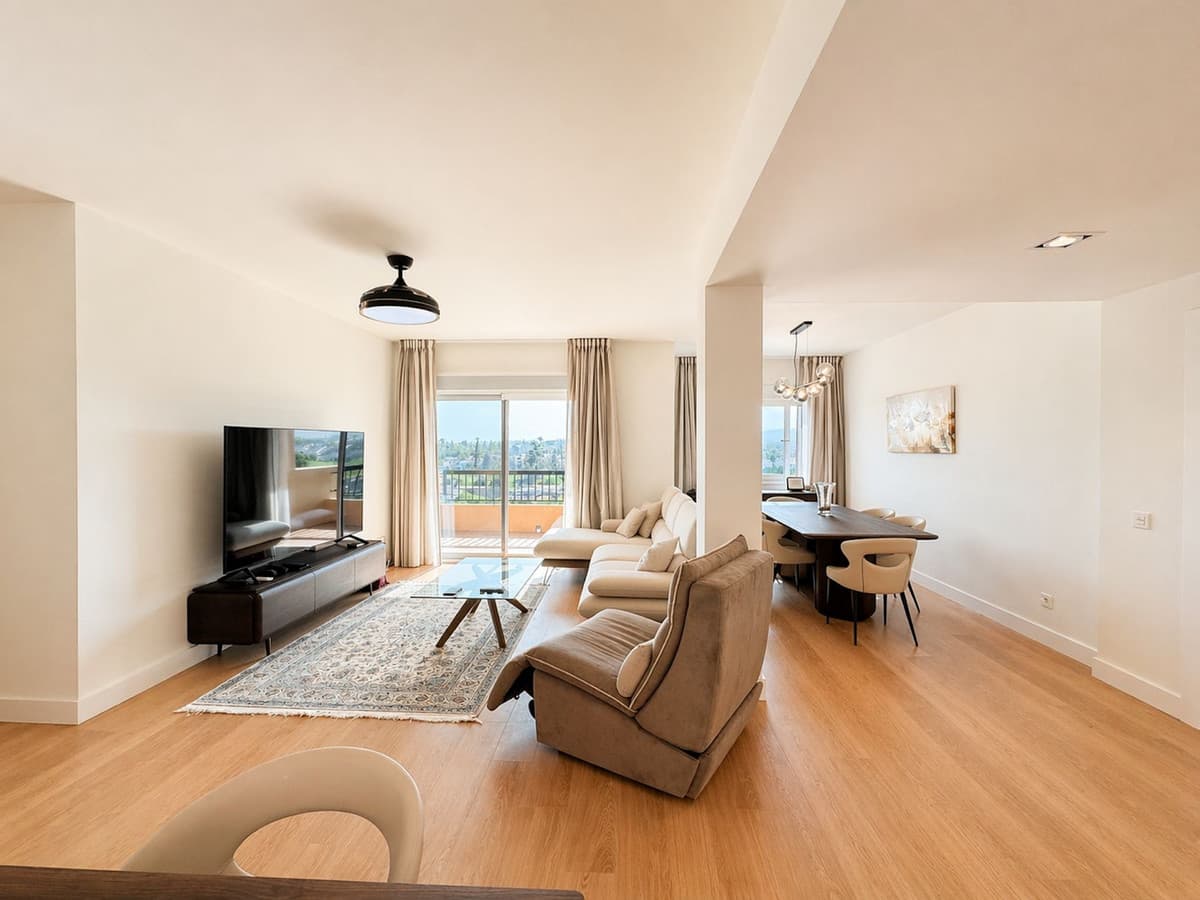 Middle Floor Apartment in San Pedro de Alcántara — photo 5 of 10