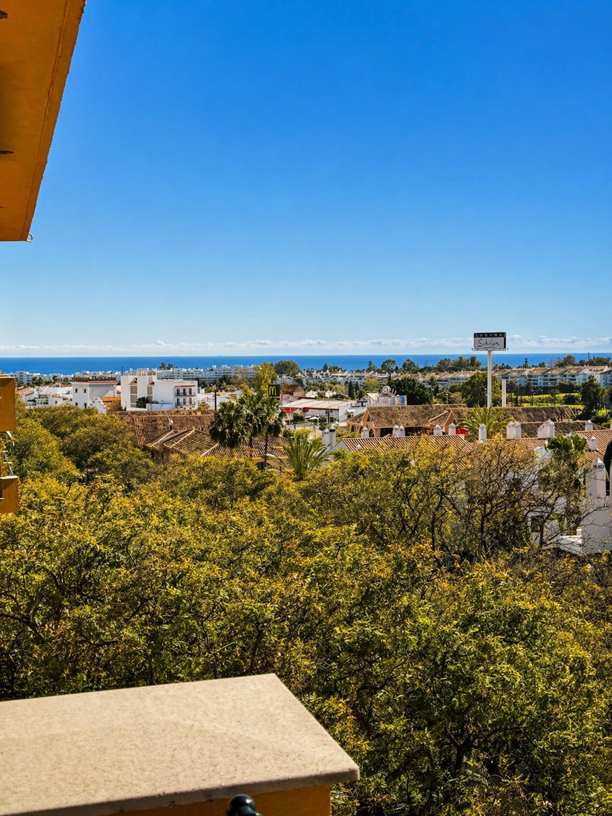 Middle Floor Apartment in San Pedro de Alcántara — photo 8 of 10