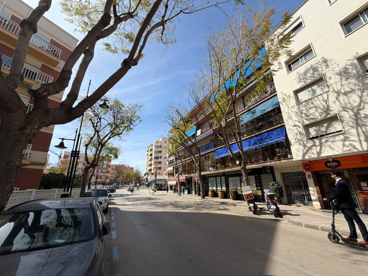 Middle Floor Apartment in Fuengirola — photo 1 of 10