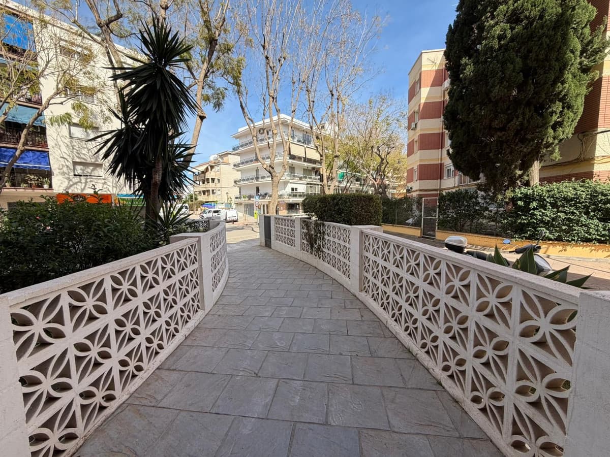 Middle Floor Apartment in Fuengirola — photo 4 of 10
