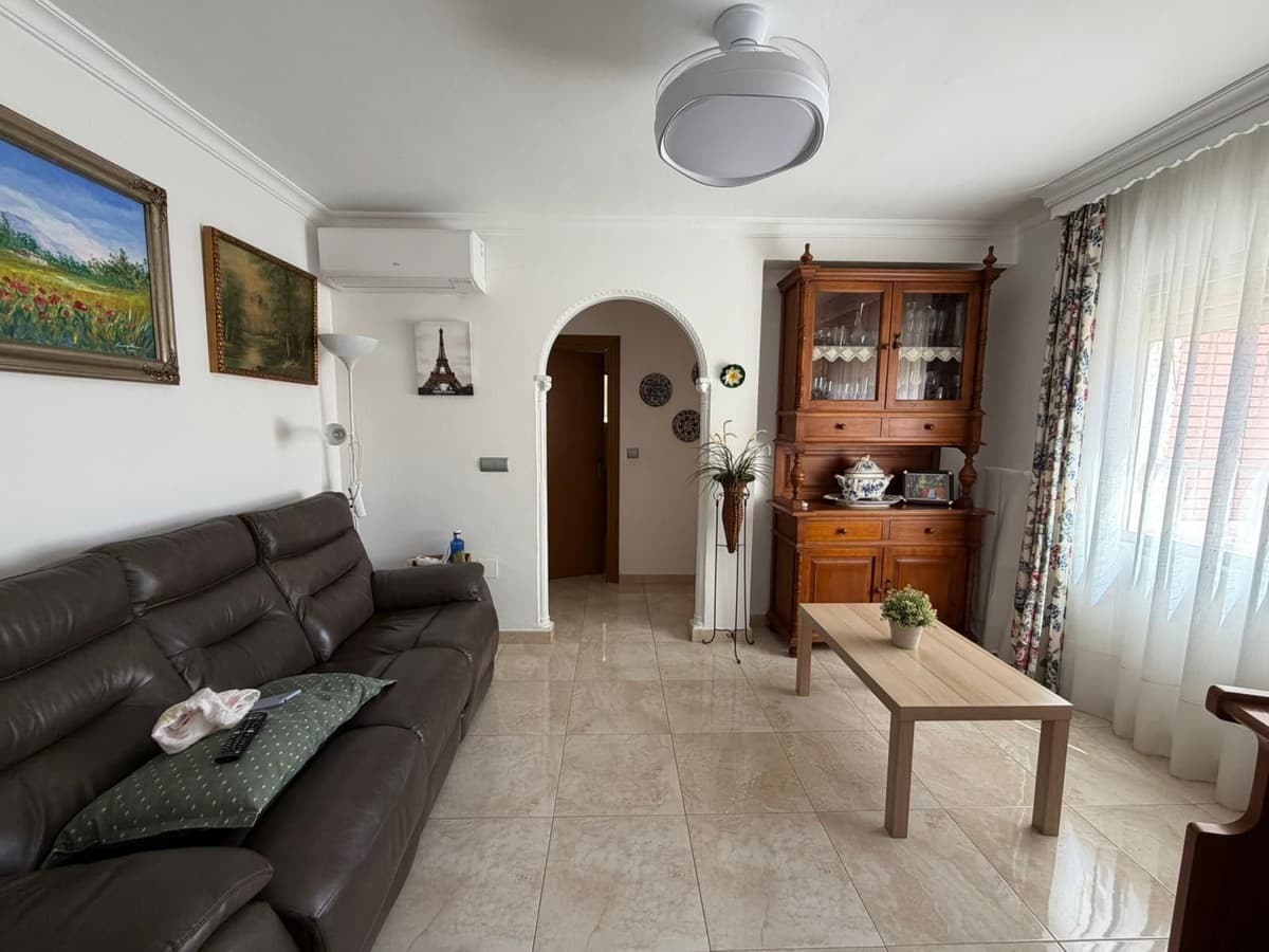 Middle Floor Apartment in Fuengirola — photo 6 of 10