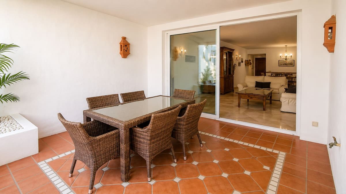 Middle Floor Apartment in Costalita — photo 7 of 10