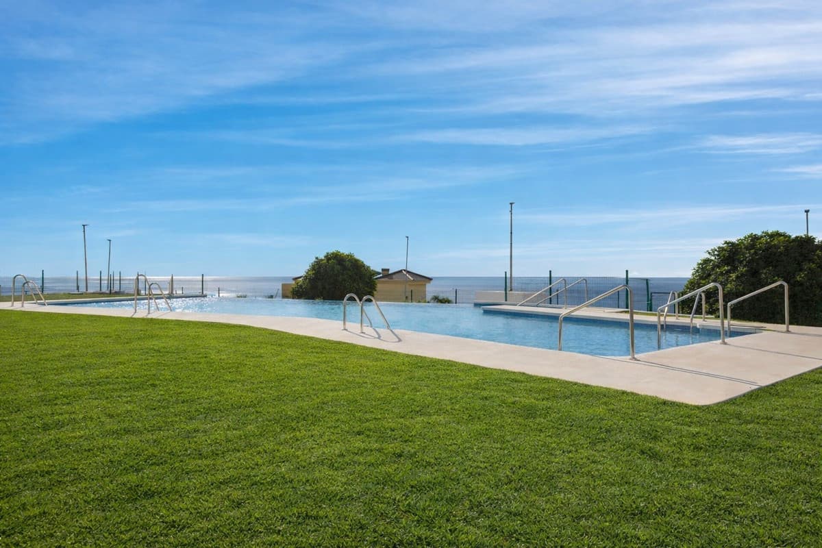 Ground Floor Apartment in Casares — photo 7 of 10