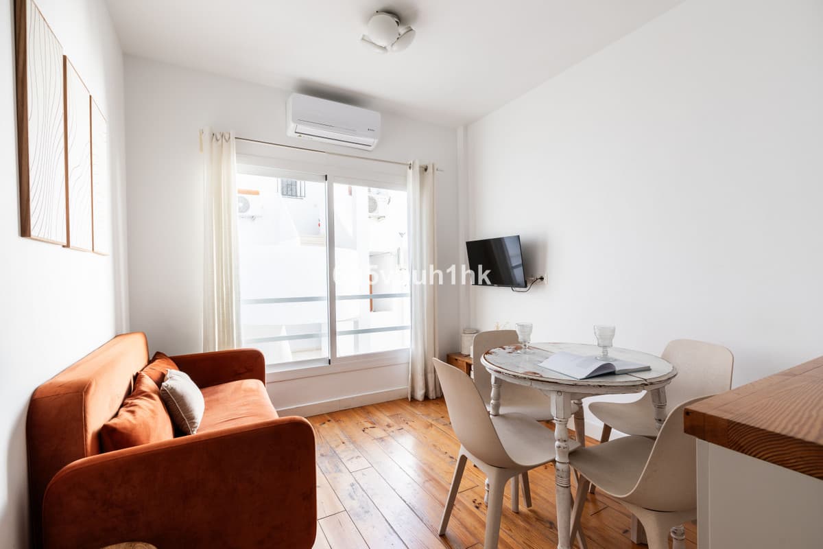 Ground Floor Apartment in Málaga — photo 5 of 10