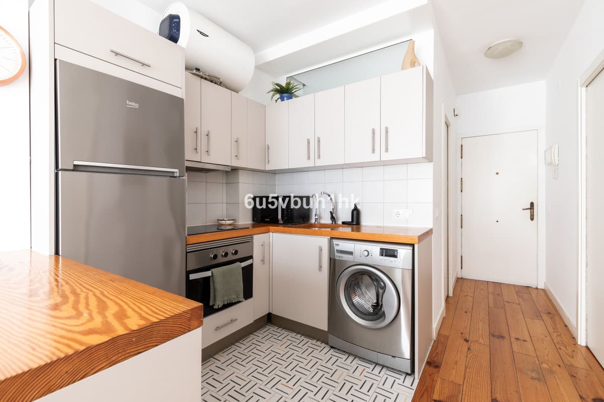 Ground Floor Apartment in Málaga — photo 6 of 10