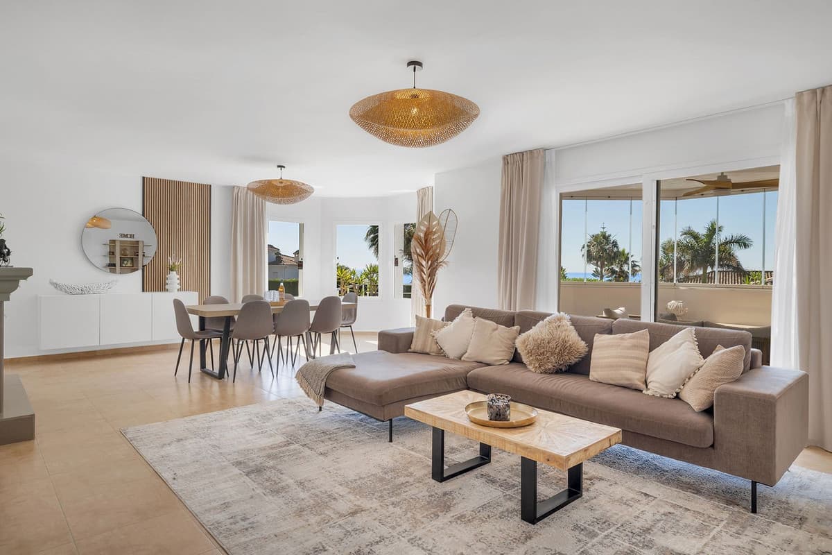 Detached Villa in Estepona — photo 5 of 10