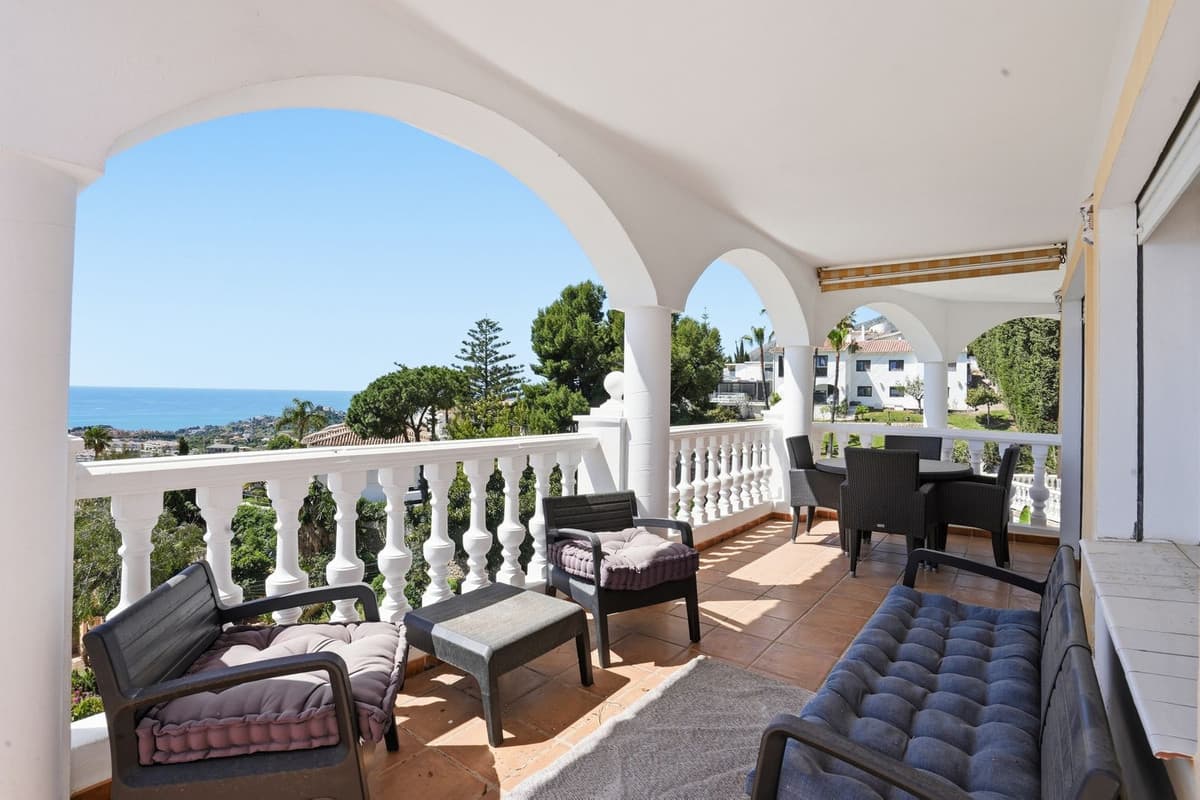 Detached Villa in Benalmadena — photo 2 of 10