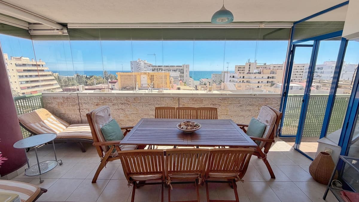 Middle Floor Apartment in Marbella — photo 9 of 10
