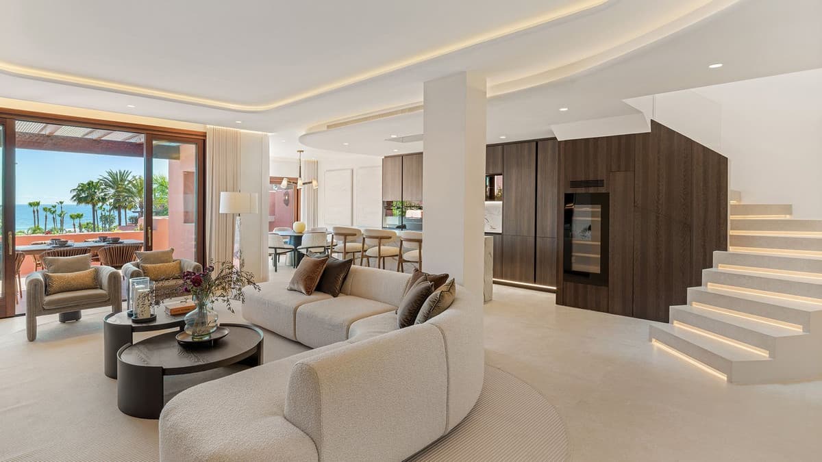 Penthouse in New Golden Mile — photo 2 of 10