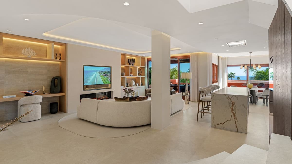 Penthouse in New Golden Mile — photo 3 of 10