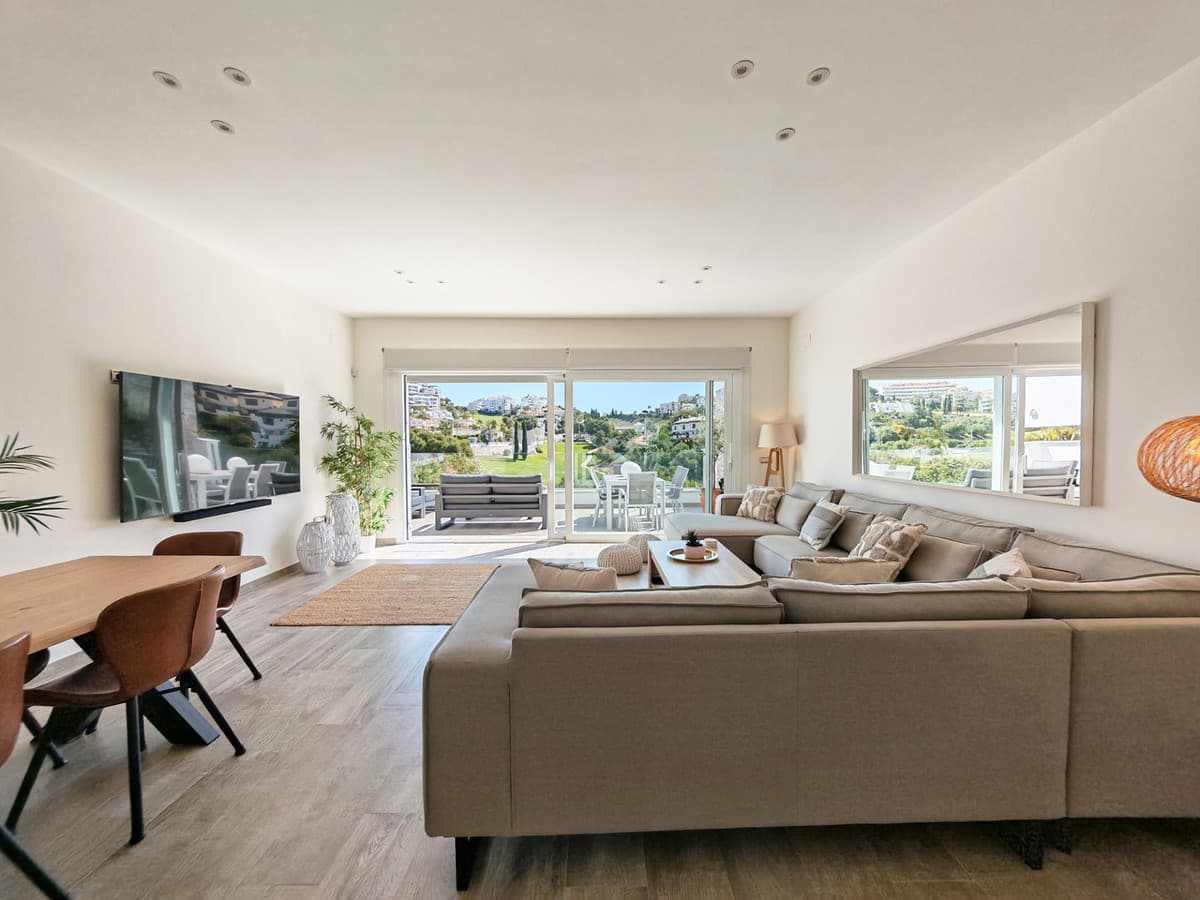 Semi-Detached House in Riviera del Sol — photo 4 of 10