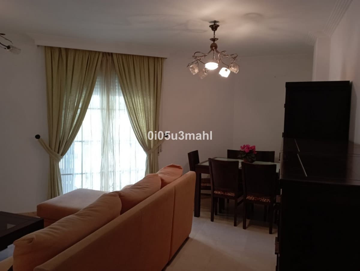 Middle Floor Apartment in La Trinidad — photo 10 of 10