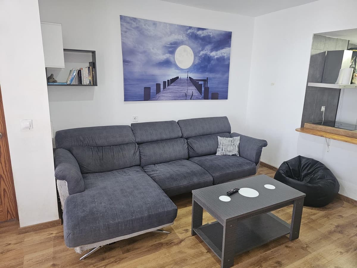 Middle Floor Apartment in La Colina — photo 3 of 10