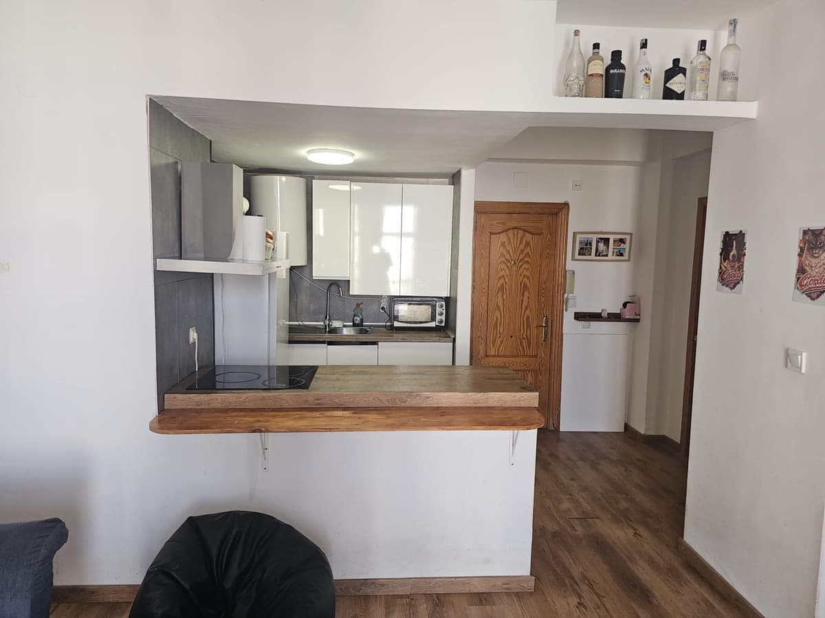 Middle Floor Apartment in La Colina — photo 6 of 10